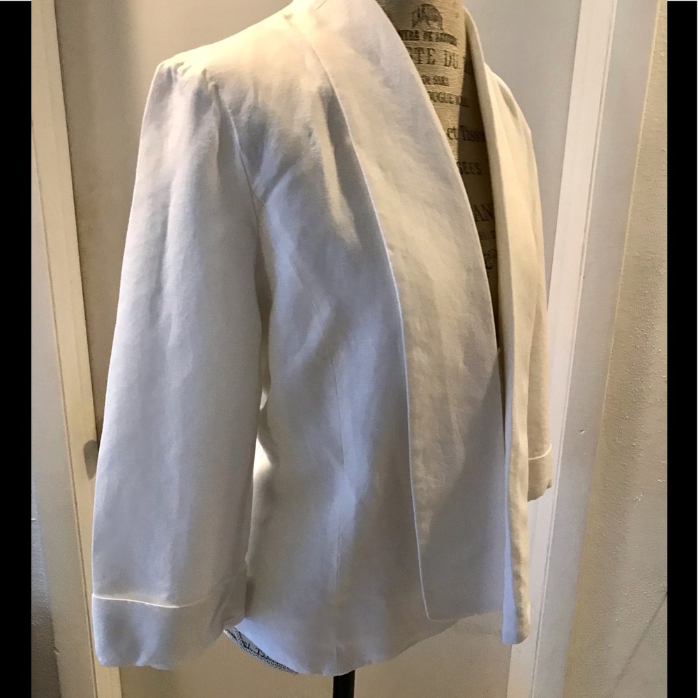 White linen jacket - Picture 4 of 6